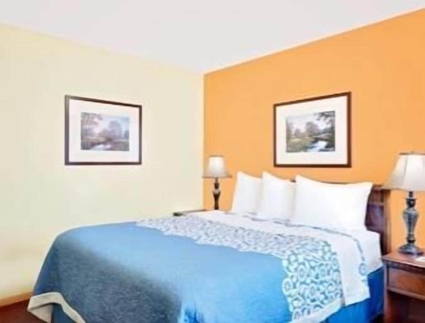 Days Inn By Wyndham Waynesboro Exterior photo
